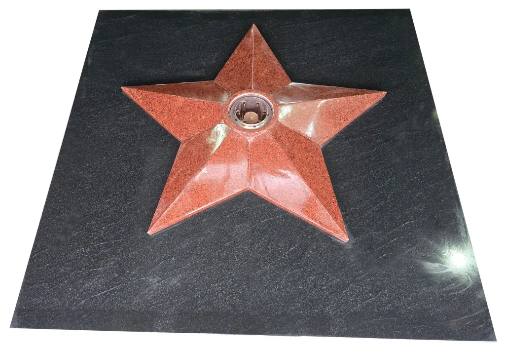 Красная звезда из гранита от производителя Вечный огонь Красная звезда из гранита от производителя Вечный огонь